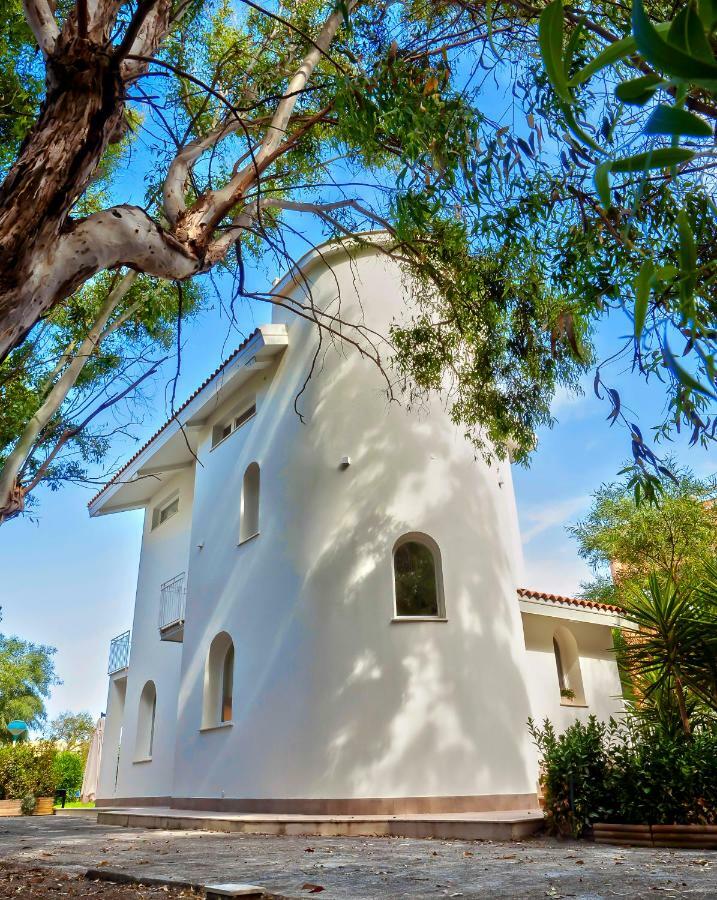 Villa Sulla Spiaggia Tra Catania E Siracusa Agnone Bagni Exterior photo